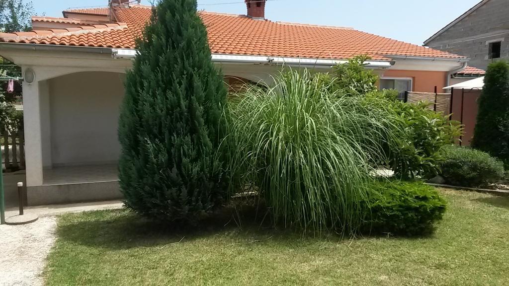 Apartmani Arijana Medulin Exterior foto