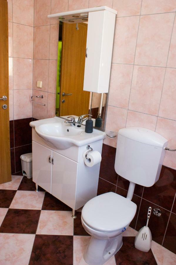 Apartmani Arijana Medulin Exterior foto